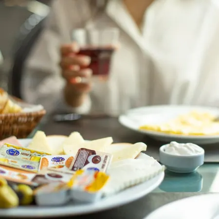 Home Suites Baku-Halal Hotel