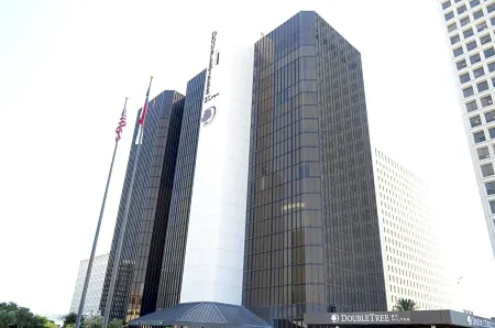 DoubleTree by Hilton Hotel Houston - Greenway Plaza
