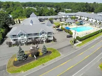 Ogunquit Hotel and Suites Hotels near Ogunquit Beach