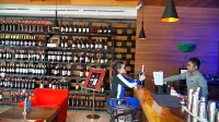 Sotis Boutique Resort Hotel Kupang - bar