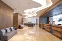 Oasis Aurum 181 Hotel