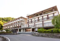 URARI TAKEO Garden Terrace Spa Resorts Các khách sạn ở Takeo