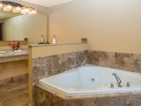 Sunset Inn & Suites - Jacuzzi