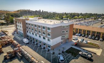 Holiday Inn Express & Suites San Jose – Silicon Valley