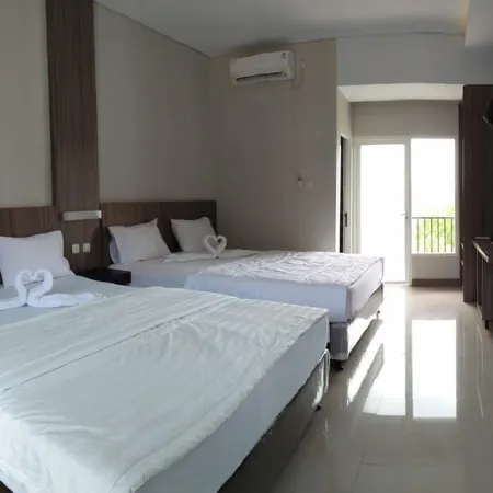 Bandengan Beach Hotel