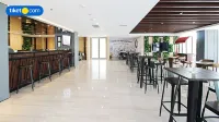 Hotel Dafam Pacific Caesar Hotels in Tambaksari