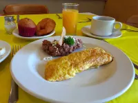 Hafersons Inn Hotel & Suites - พร้อมอาหารเช้า