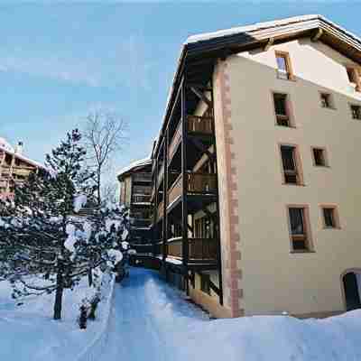 Schweizerhof Zermatt - a Small Luxury Hotel Hotel Exterior