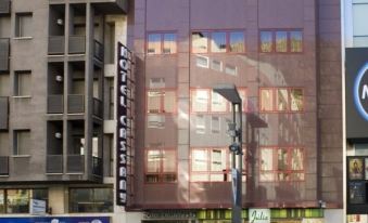 Somriu Hotel City M28