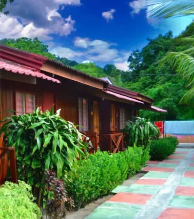 Purnama Beach Resort Отели рядом с достопримечательностью «Pasir Богак Бич»