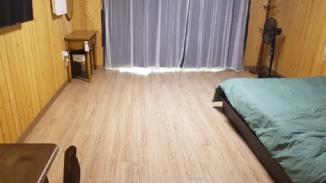 Yangyang Lira Dog Pension