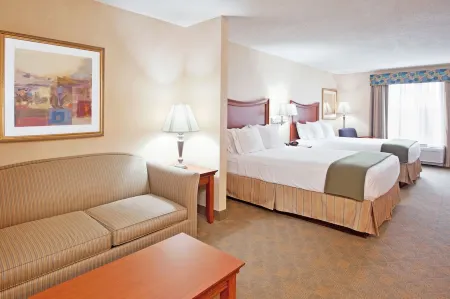 Holiday Inn Express & Suites Auburn Hills