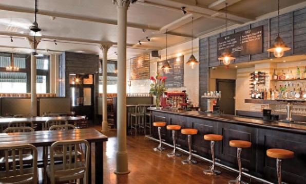 8. 더 토미필드 호..