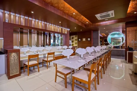 Manek the Ocean View