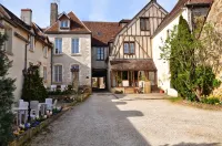 Logis Hotel - le Relais Saint Vincent Hotel a Ligny-le-Chatel