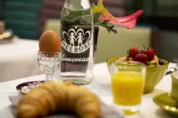 Saint Shermin Bed Breakfast & Champagne - Breakfast
