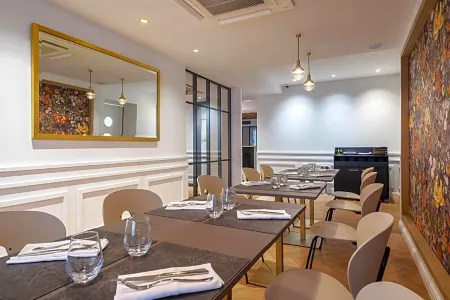 Domaine du Limonay, the Originals Collection Отели в г. Сен-Бенуа-Дез-Онд