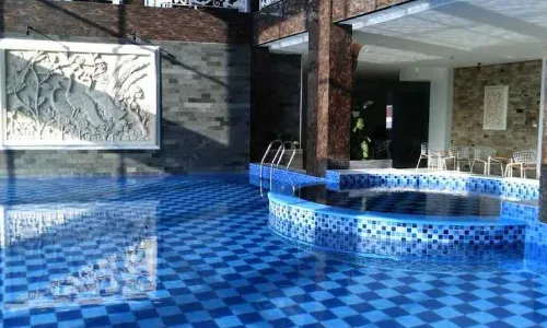 Grand Bayu Hill Hotel