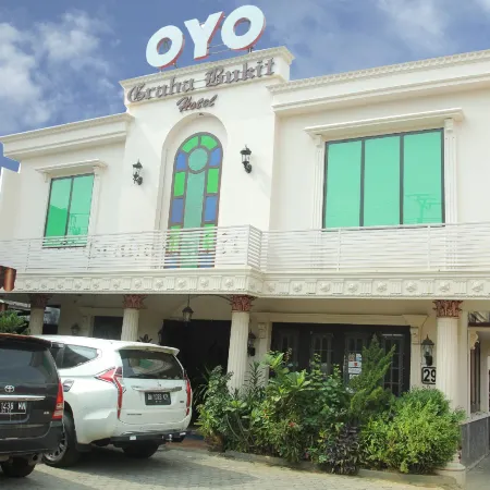 Hotel Graha Bukit Syariah Отели рядом с достопримечательностью «Река Муси»