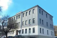 Pytloun Apartments Liberec Hotels near Globus Hypermarket a Restaurace