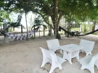 Sunset Bay Cottage Hotels near Craft Cultural Complex