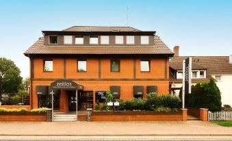 Zeitlos Hotel Und Restaurant am Fuchsbach - Housity