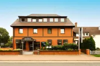 Zeitlos Hotel Und Restaurant am Fuchsbach Hotels in Sarstedt