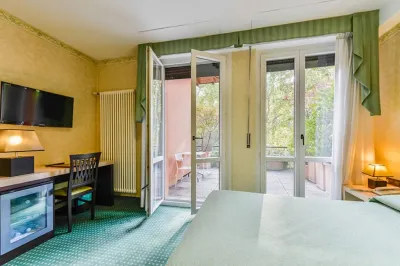 Hotel Don Abbondio Hotel dekat Borgo di Arnosto