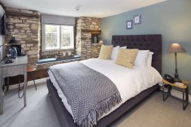 The Sheep on Sheep Street Hotel
