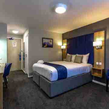 Days Inn by Wyndham London Stansted Airport Rooms