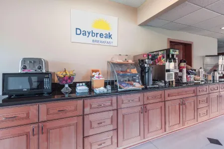 Days Inn by Wyndham LaPlace- New Orleans