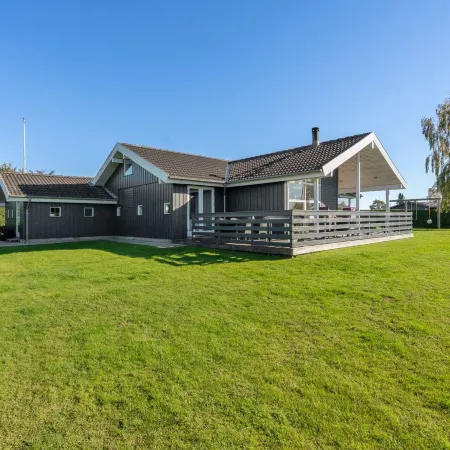 "Sylvana" - 400m from the Sea
