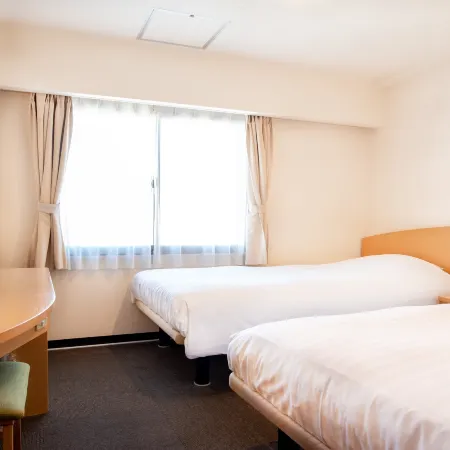 Le Lac Hotel Yokkaichi (Formerly Reiah Hotel Yokkaichi) Отели рядом со станцией JR Yokkaichi station