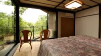 Urabandai Goshikinuma Tennen Onsen Tokiwasure Hotel di Kitashiobara
