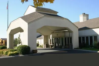 Club Hotel Nashville Inn & Suites Hotels in 