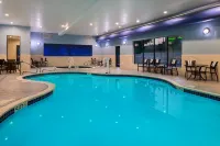 Holiday Inn Express & Suites WHEELING by IHG - Pools