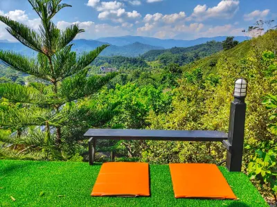 Flower Hill 180 Hotels in Ban Mae Kon