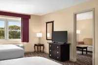 Days Inn & Suites by Wyndham Sikeston