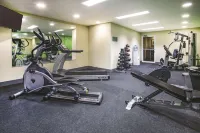 La Quinta Inn & Suites by Wyndham Dallas - Las Colinas - Gym