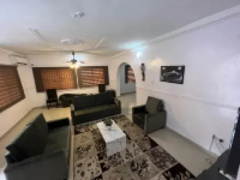 AMPM Suites & Apartment