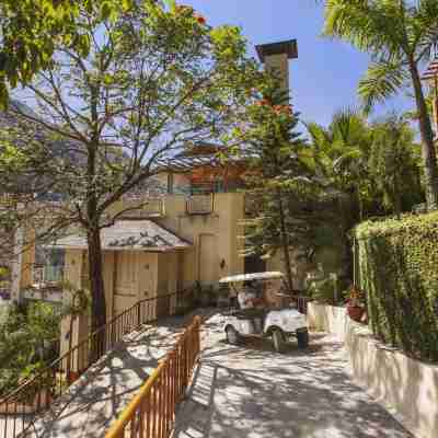 Raga on the Ganges Hotel Exterior