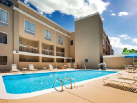 Days Inn by Wyndham Florence Near Civic Center Hotels in Florence