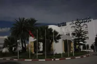 伊扎拉達爾突尼斯酒店
