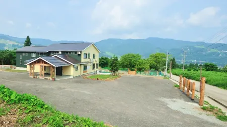 Lodge B&W Отели рядом со станцией Станция Ишиучи