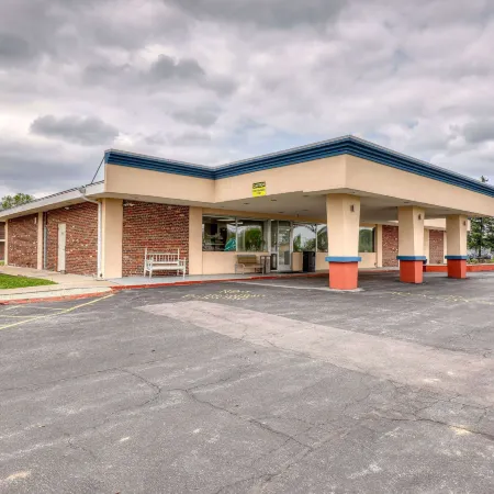 Suburban Studios Neenah-Appleton