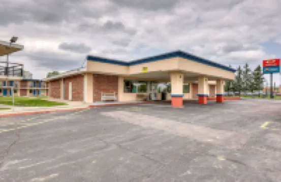 Suburban Studios Neenah-Appleton Hotel di Menasha