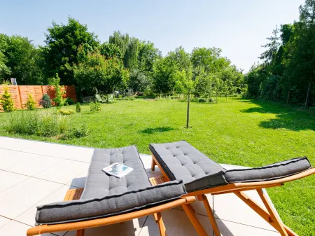 Sunstreet Отели в г. Balatonfoldvari