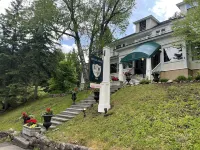 The Interlaken Inn
