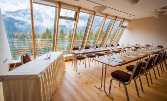 Spik Alpine Wellness Resort