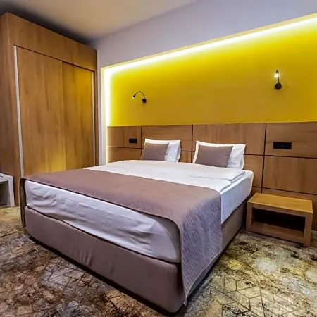 Grand View Hotel & Suites Copou